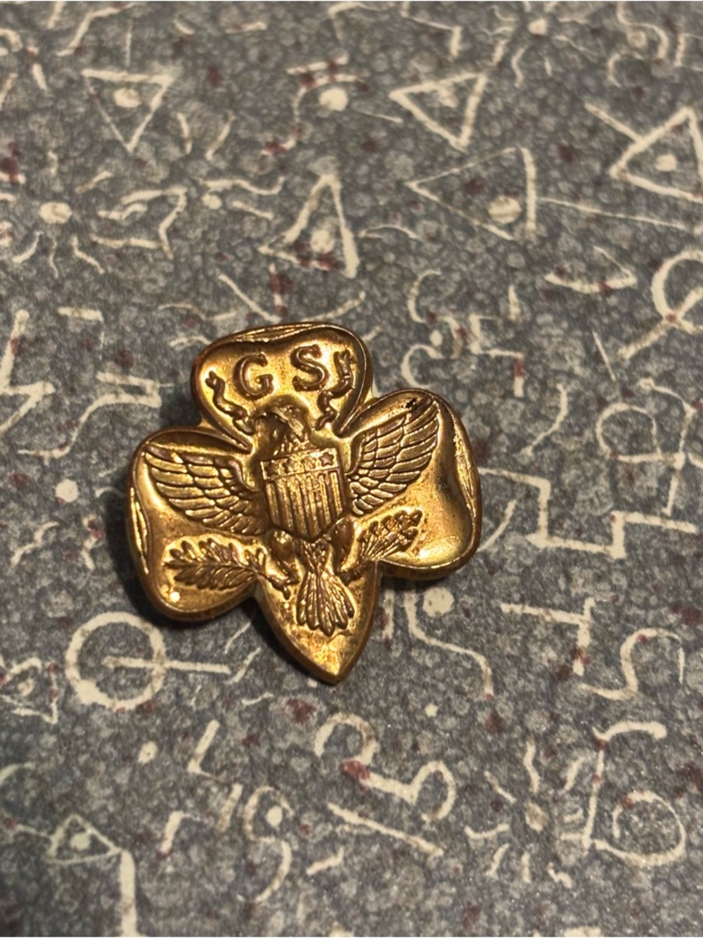 Girl Scouts (GS) Label Pin Membership Gold Tone Metal Trefoil Eagle